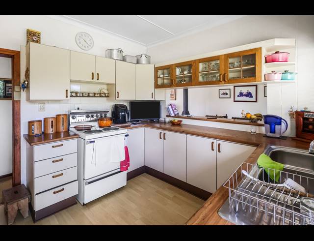 3 BEDROOM HOUSE FOR SALE IN BEACON BAY